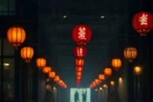 井水与月光封面:夜晚井台边的石栏与木桶
